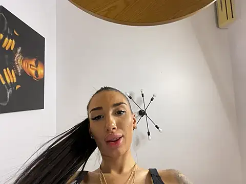 BlueEyes_BB live room snapshot on Stripchat