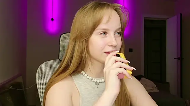 BunnyShinex momentopname van live room op Stripchat