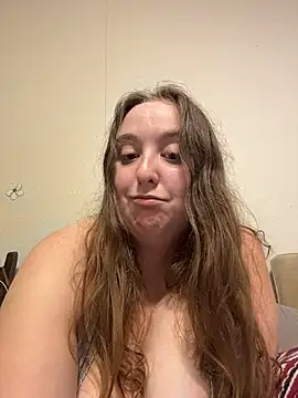 Caligirl9895 momentopname van live room op Stripchat