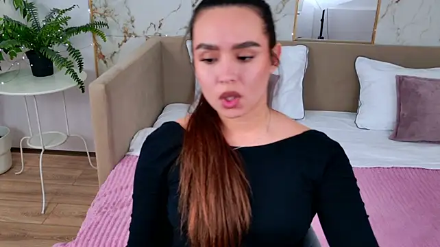 CamilaCharming Momentaufnahme des Live-Raums auf Stripchat