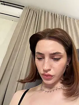 Camilla_Railian captura da sala ao vivo na Stripchat