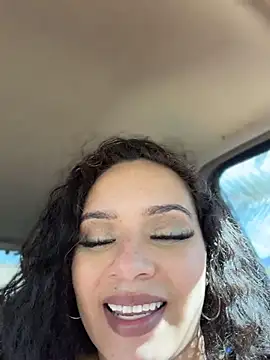 CarmelaAnthony Momentaufnahme des Live-Raums auf Stripchat