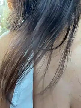 Cataleya80 live room snapshot on Stripchat