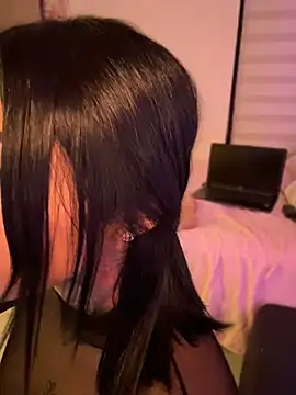 Cataleyasweet_19 Momentaufnahme des Live-Raums auf Stripchat