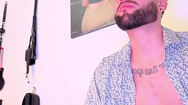 Celeste_Latina19 снимок онлайн-комнаты на Stripchat