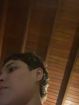 Charlee_pink live room snapshot on Stripchat