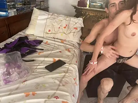 CherryBliss20 Momentaufnahme des Live-Raums auf Stripchat