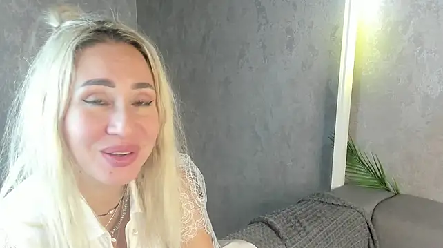 Chris_star_shine Momentaufnahme des Live-Raums auf Stripchat