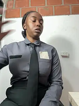 CiaraEbony live room snapshot on Stripchat