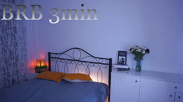 ClemenciaCullifer live room snapshot on Stripchat