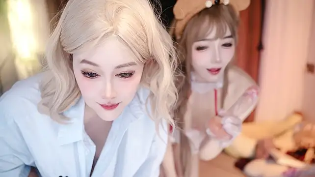 Coloily live room snapshot on Stripchat