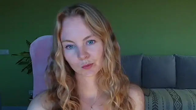 Cuddle_Cat momentopname van live room op Stripchat