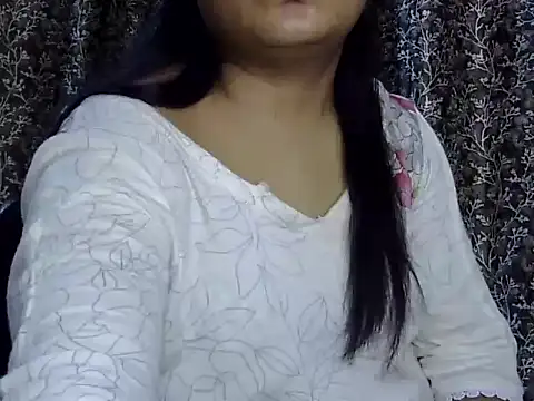 Cuddler_couple Momentaufnahme des Live-Raums auf Stripchat