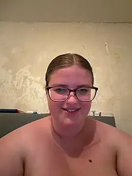 CurvyPaar2 Momentaufnahme des Live-Raums auf Stripchat