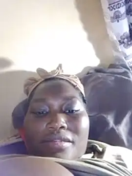 Cute-mish Momentaufnahme des Live-Raums auf Stripchat