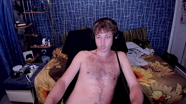 CuteBoy228 live room snapshot on Stripchat