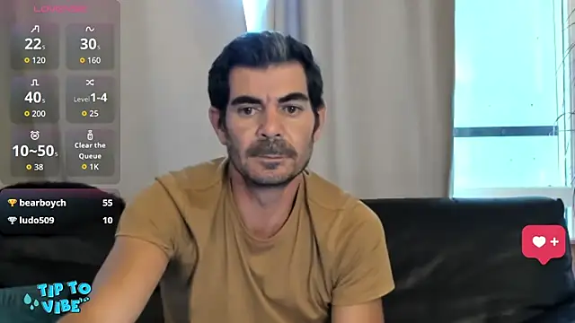 DIEGODELAVERGE captura de la sala en vivo en Stripchat