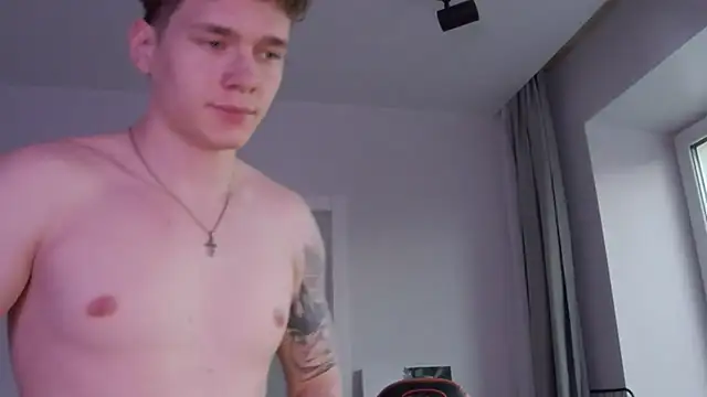DanyDavis live room snapshot on Stripchat