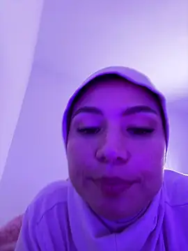 Darsha_Khemu live room snapshot on Stripchat