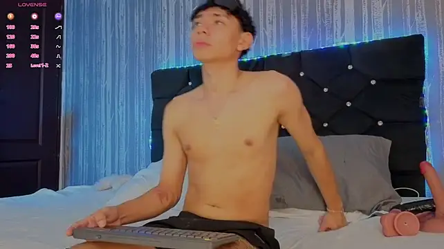 Daviid_laidd captura da sala ao vivo na Stripchat