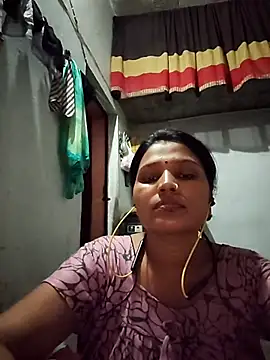 Desi_Dilruba снимок онлайн-комнаты на Stripchat