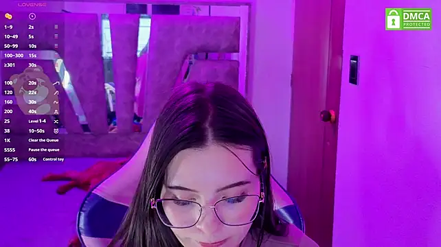 Destiny_A Momentaufnahme des Live-Raums auf Stripchat