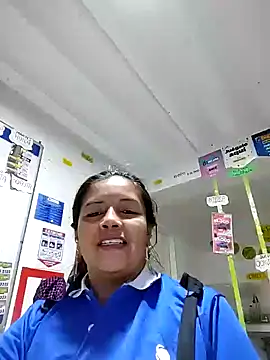 DianaOchoa_ live room snapshot on Stripchat