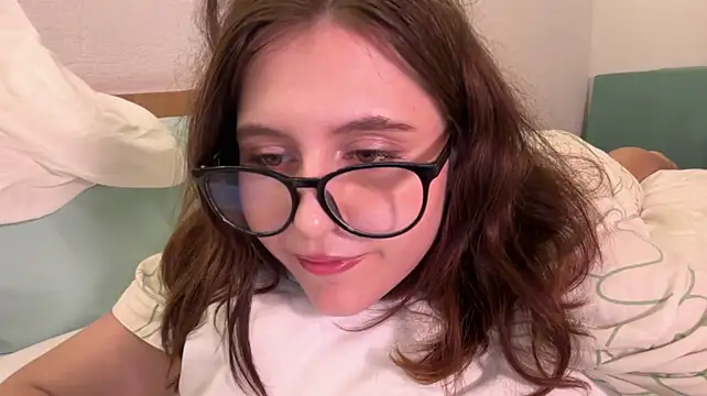 Diana_Flower Momentaufnahme des Live-Raums auf Stripchat