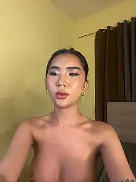 Diannellove Momentaufnahme des Live-Raums auf Stripchat