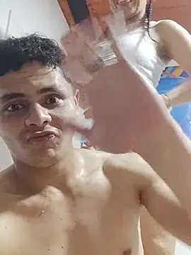 Dieguitoledezma Momentaufnahme des Live-Raums auf Stripchat