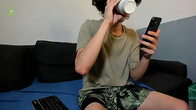 Dilan_Wolfe Momentaufnahme des Live-Raums auf Stripchat