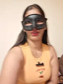 Dimple_69 live room snapshot on Stripchat