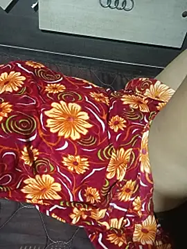 DipaliAliya captura de la sala en vivo en Stripchat