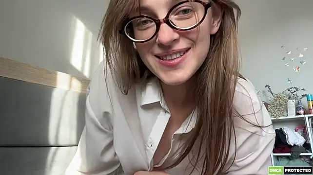 EarlenePedrogo снимок онлайн-комнаты на Stripchat