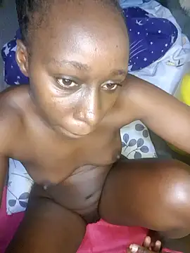 Ebbonnylover1 live room snapshot on Stripchat