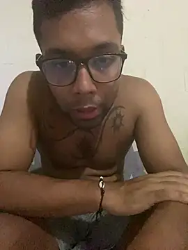 EclipseNior captura de la sala en vivo en Stripchat