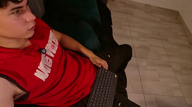 Edward_oa Momentaufnahme des Live-Raums auf Stripchat
