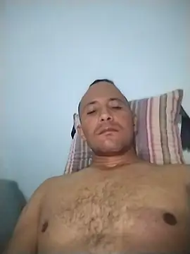 Elcauss Momentaufnahme des Live-Raums auf Stripchat