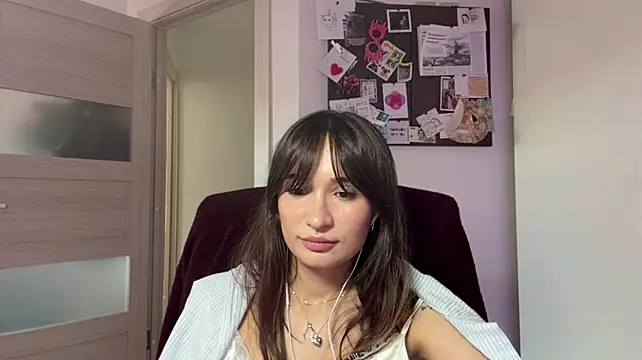 ElenoreMccallum Momentaufnahme des Live-Raums auf Stripchat