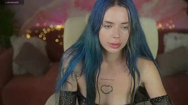ElisWild momentopname van live room op Stripchat