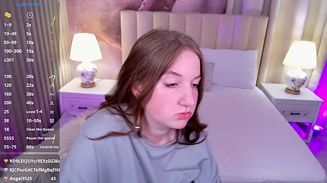 Elisabeth_Binder снимок онлайн-комнаты на Stripchat
