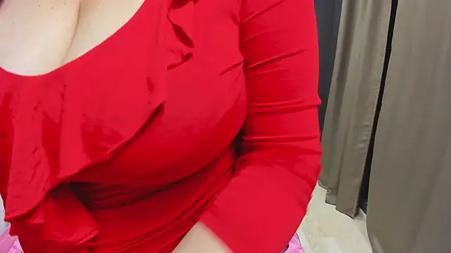 EllenHope live room snapshot on Stripchat