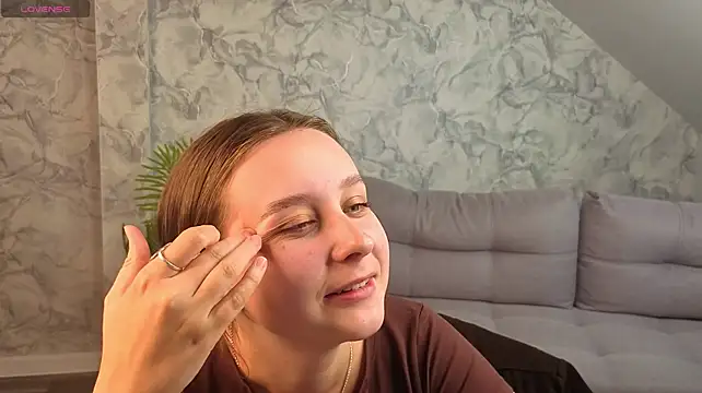 Ellis-Brownn momentopname van live room op Stripchat