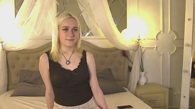 EmmaLaurentis captura da sala ao vivo na Stripchat