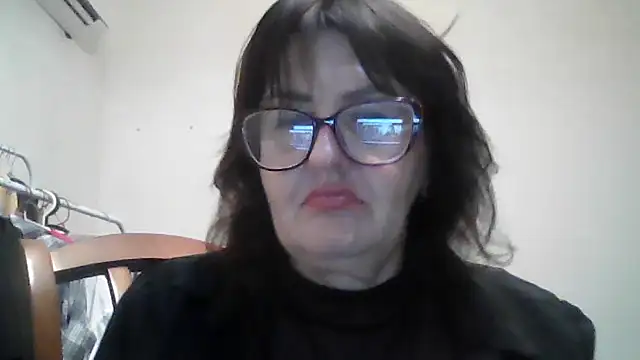ErikaXShine captura da sala ao vivo na Stripchat