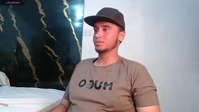 Eros_26 momentopname van live room op Stripchat
