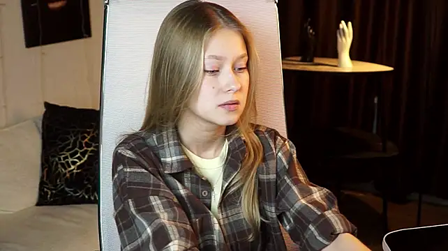 EveMundie Momentaufnahme des Live-Raums auf Stripchat