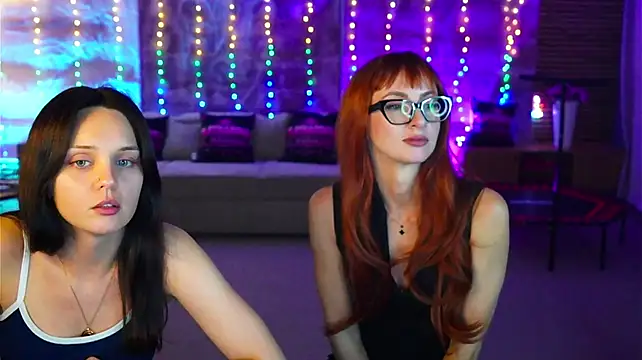 Evelyn054 Momentaufnahme des Live-Raums auf Stripchat