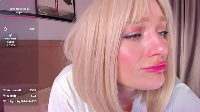 EvelynPoole Momentaufnahme des Live-Raums auf Stripchat