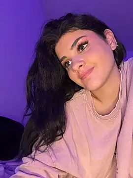 EvelynnMonrooe momentopname van live room op Stripchat